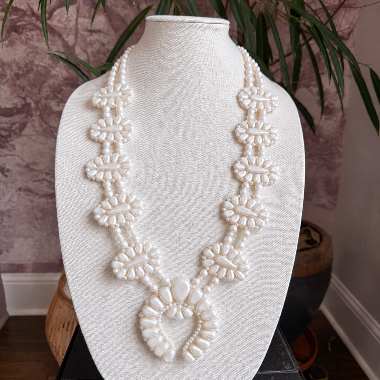 Golden Hour Necklace in Pearl