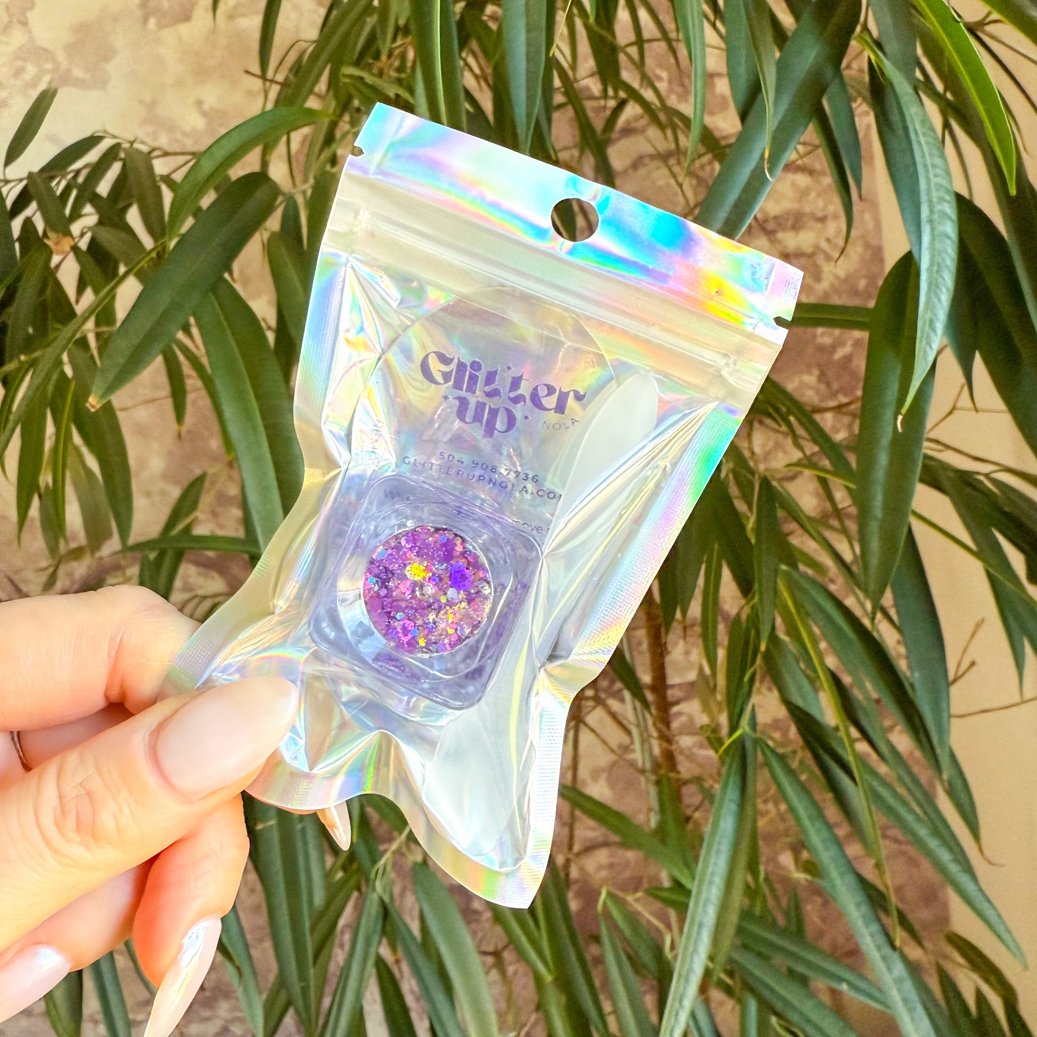 Glitter Up Iris Purple Face Glitter