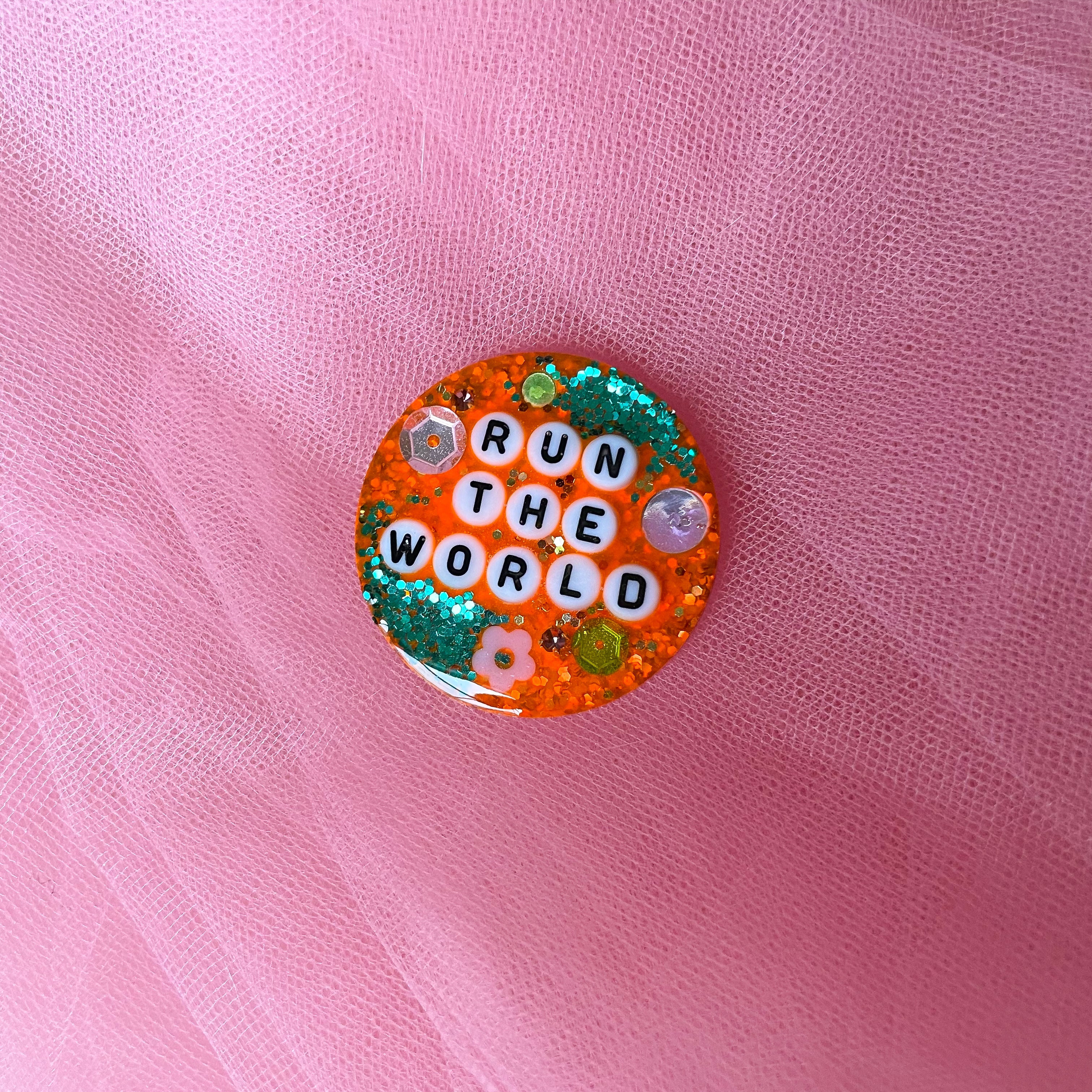 Glitterati Badge No. 10