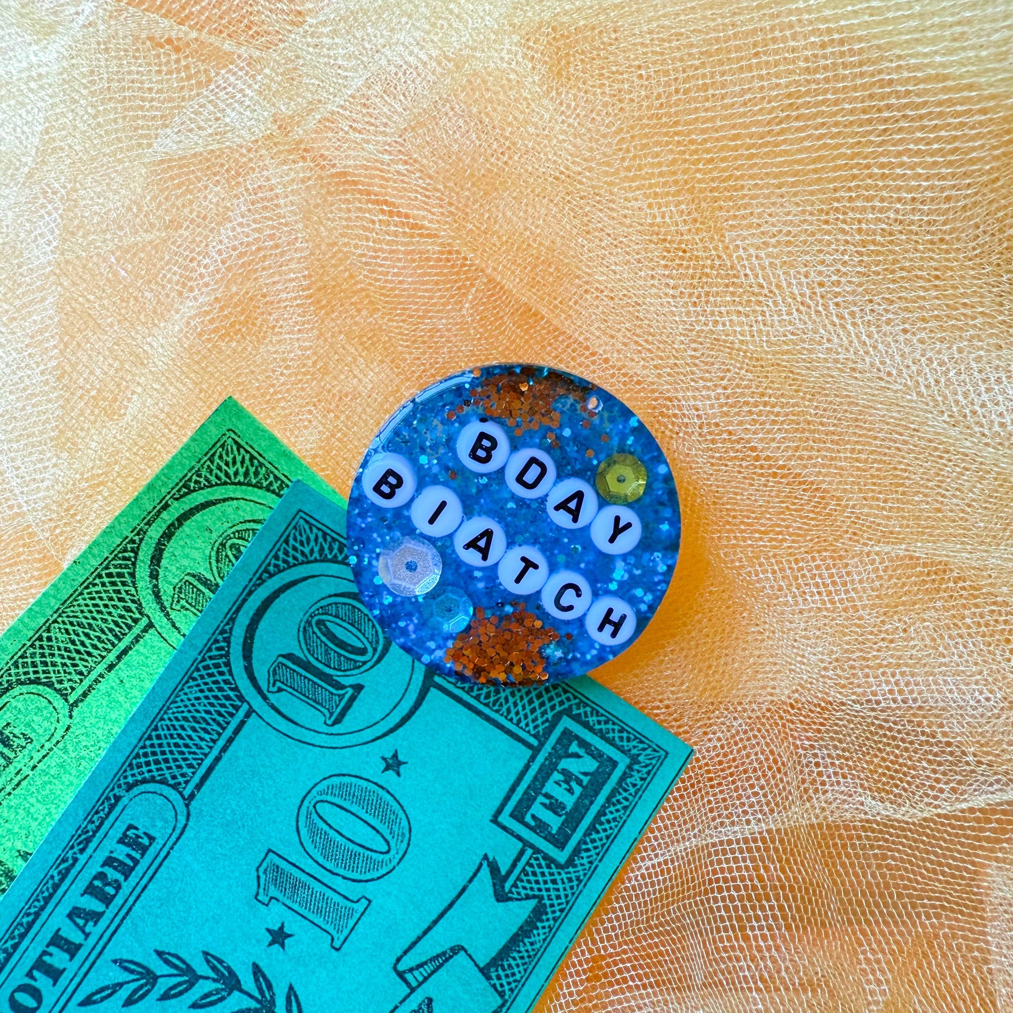 Glitterati Birthday Badge No. 32