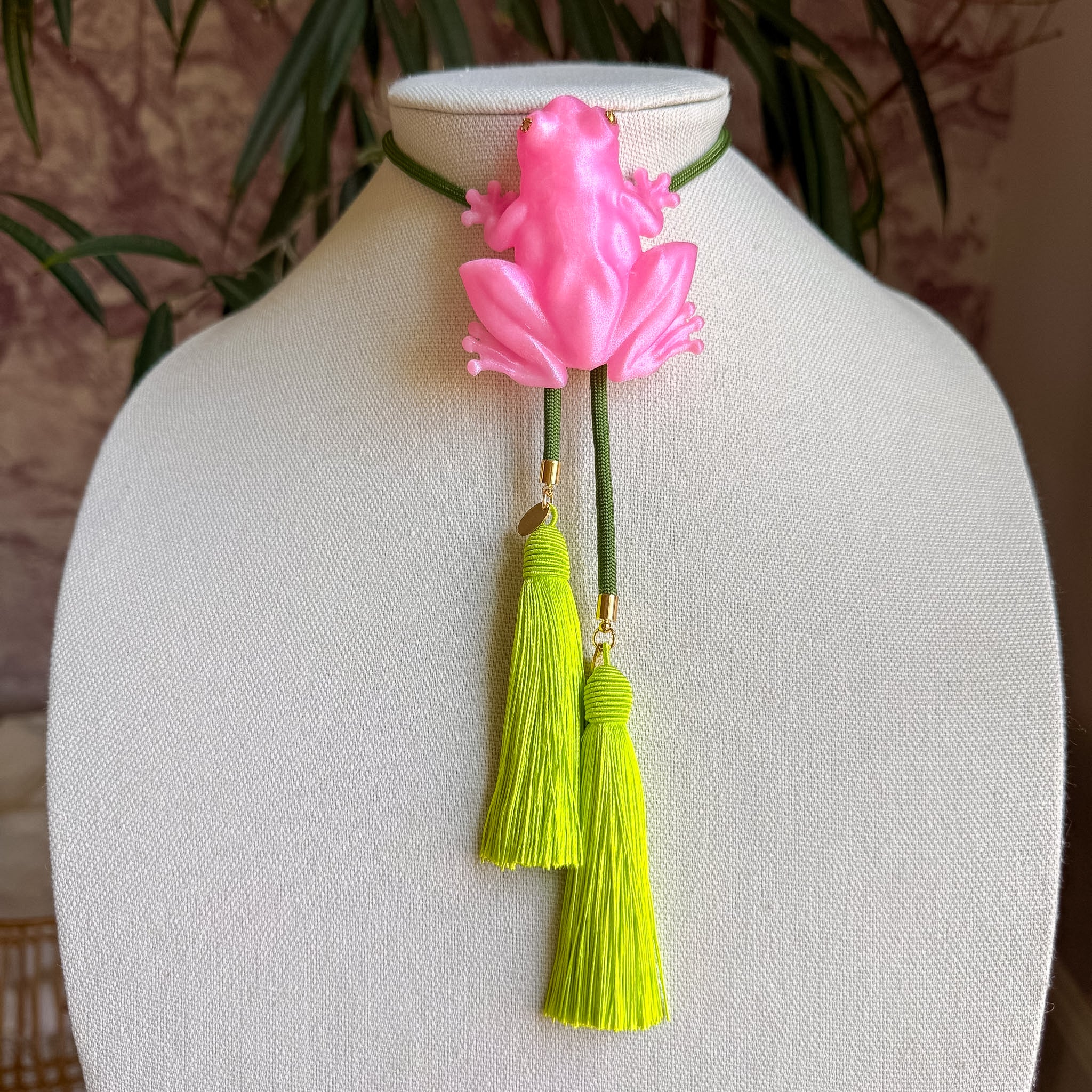 Tree Frog Bolo Stardust Pink with Olive & Lime
