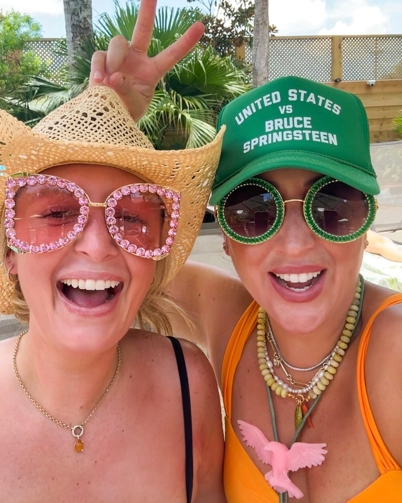 Round Emerald Green Rhinestone Sunglasses