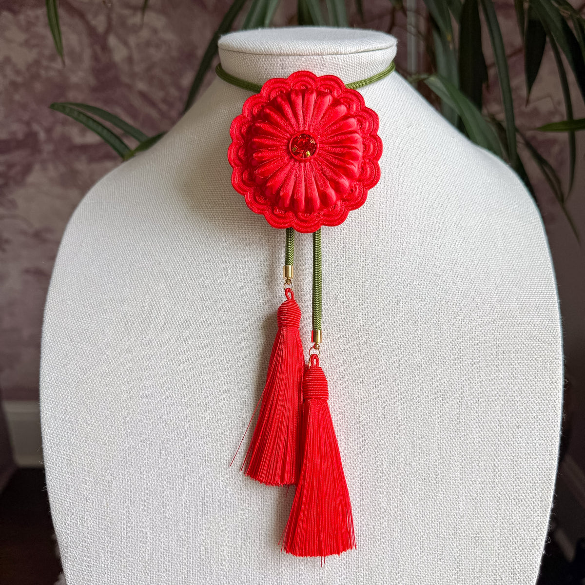 Concho Bolo Sugar Red with Olive Green & Red