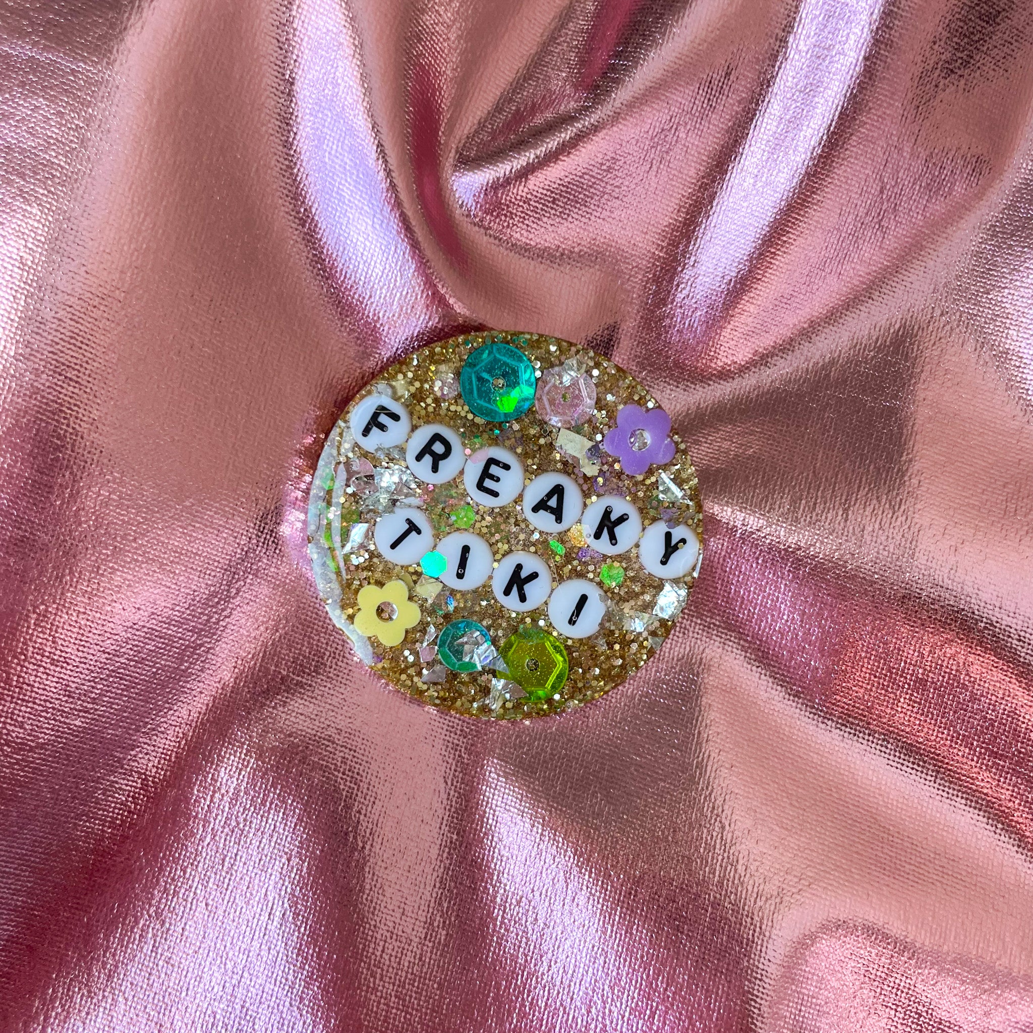 Glitterati Badge No. 60