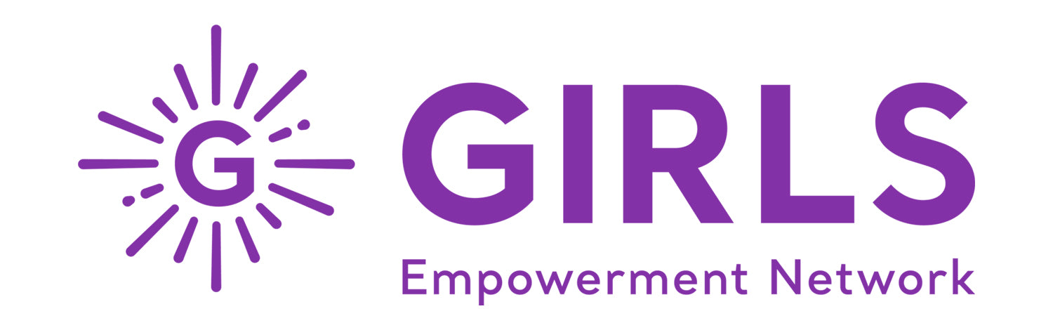 GEN Pendant Necklace in Silver