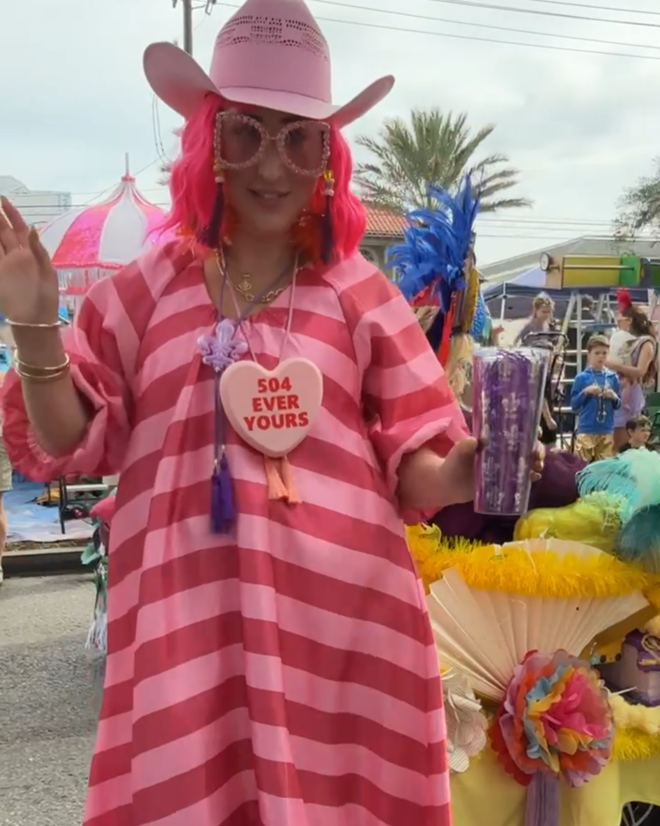 Valentines Day 504 EVER YOURS Bolo