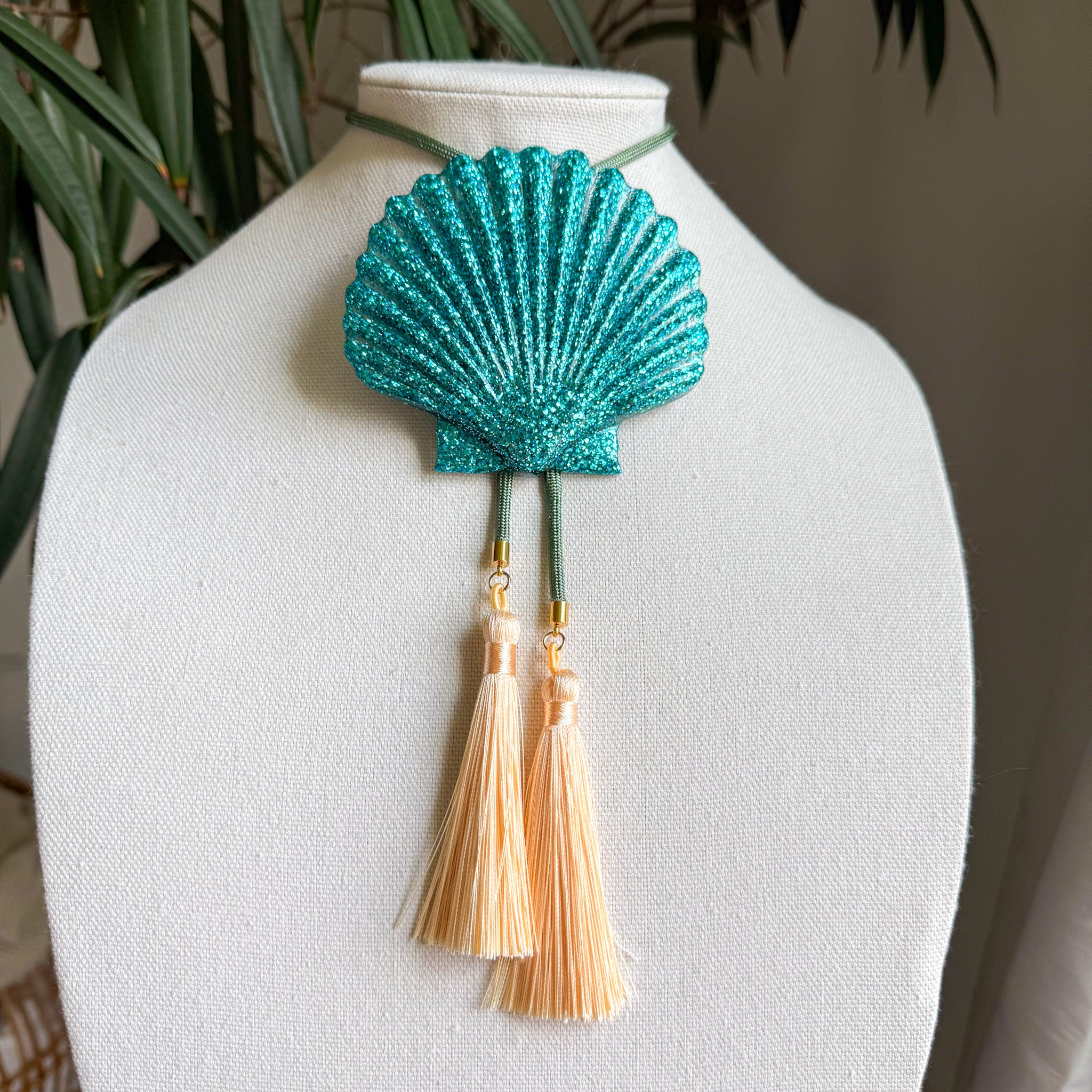 She Shell Bolo No. 1