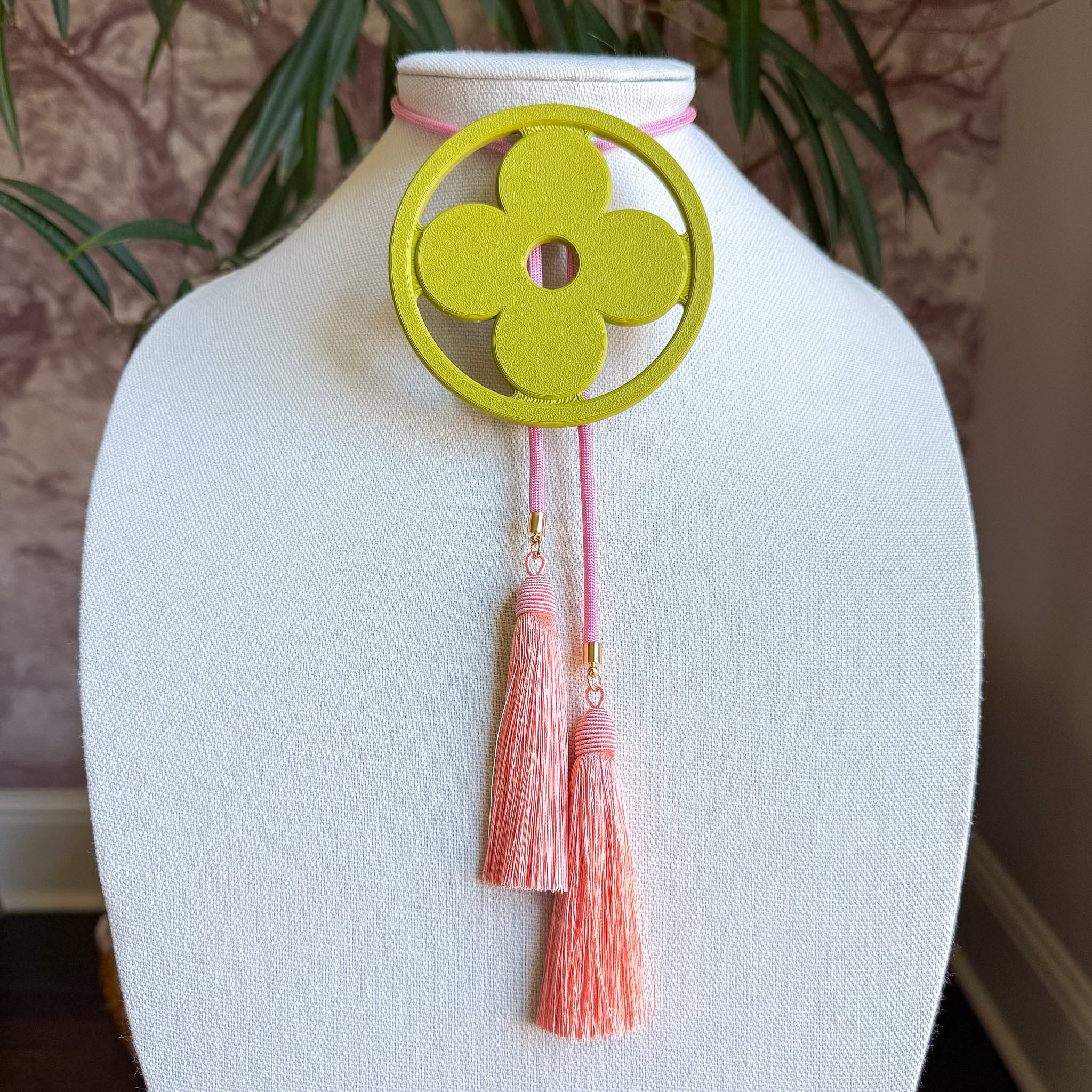 Clover Bolo Olive Green with Bubblegum Pink & Peach