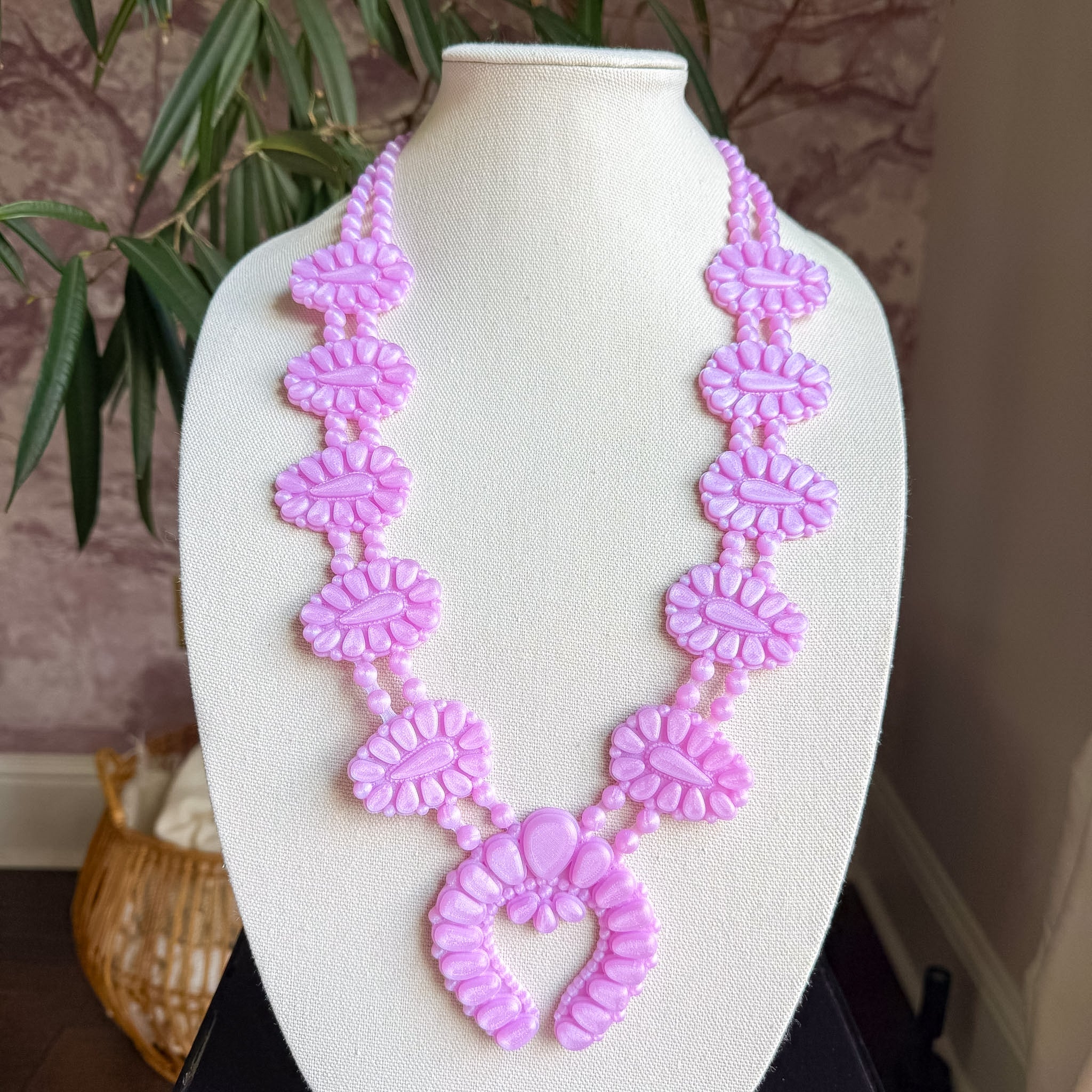 Golden Hour Necklace in Lavender