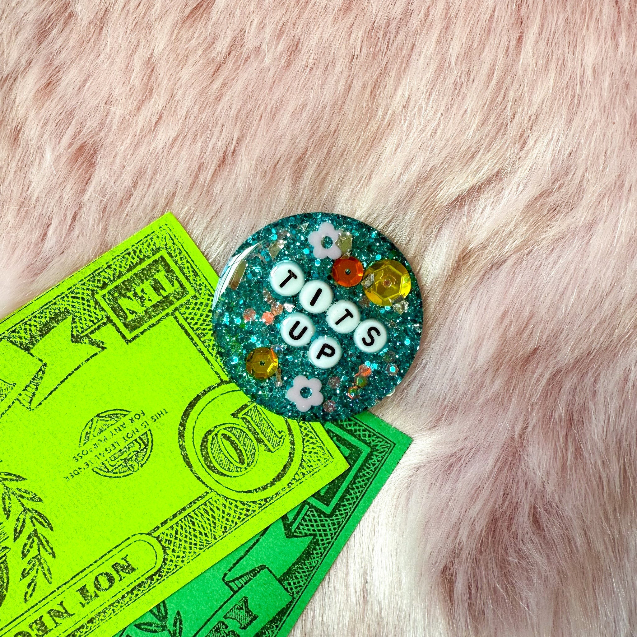 Glitterati Birthday Badge No. 43