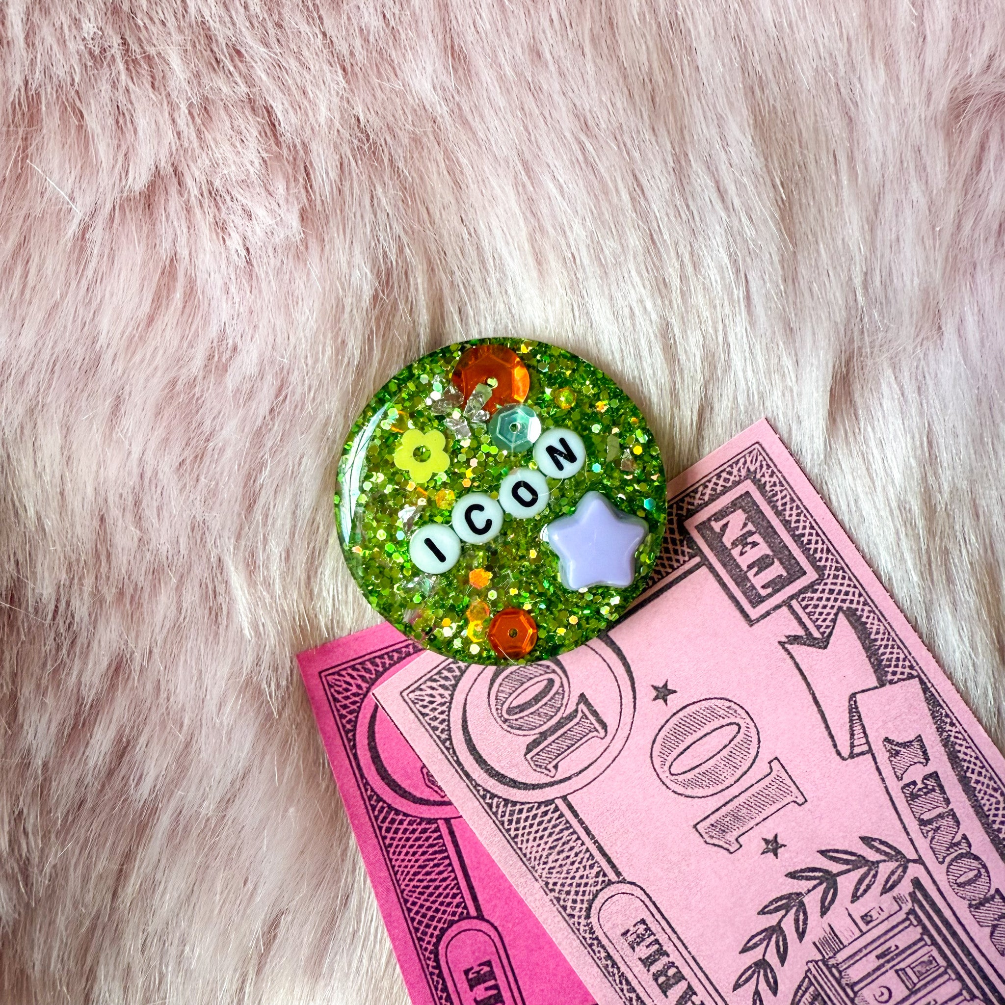 Glitterati Birthday Badge No. 52