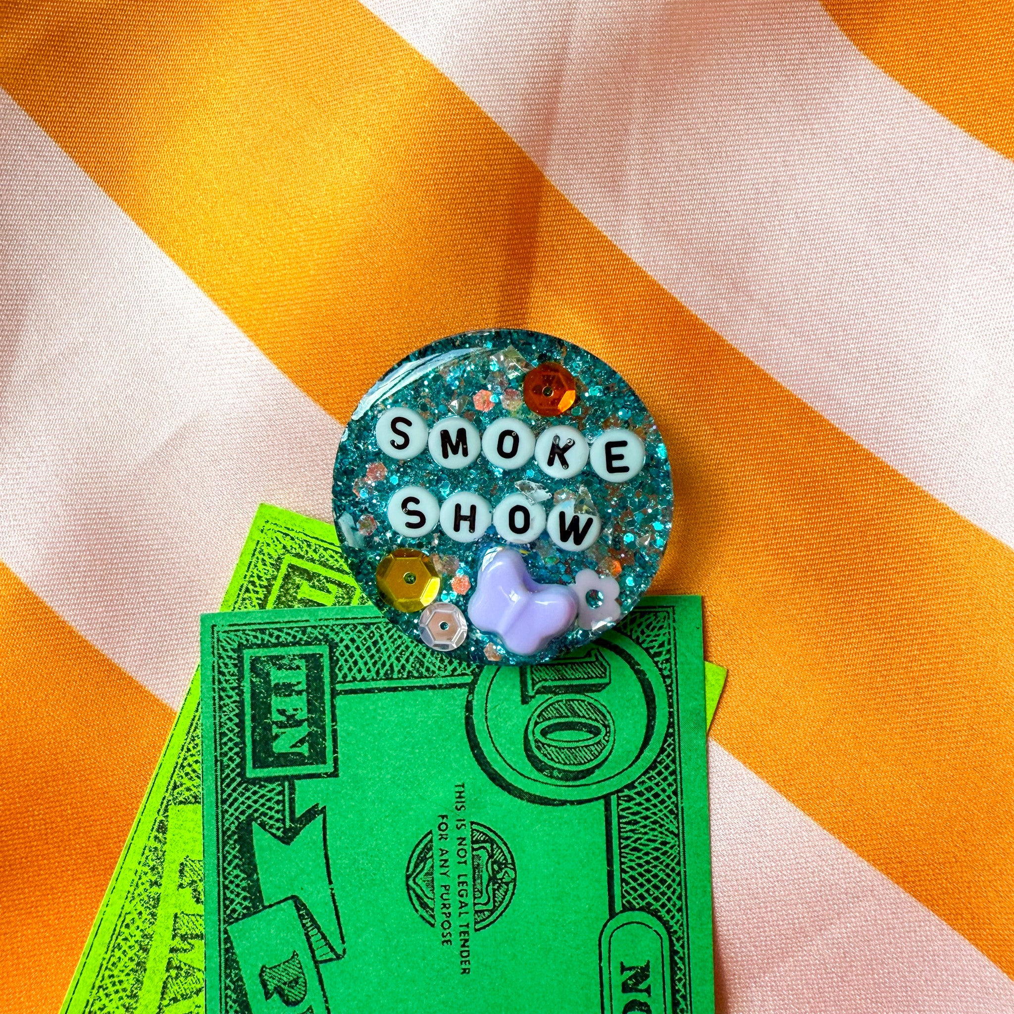 Glitterati Birthday Badge No. 68