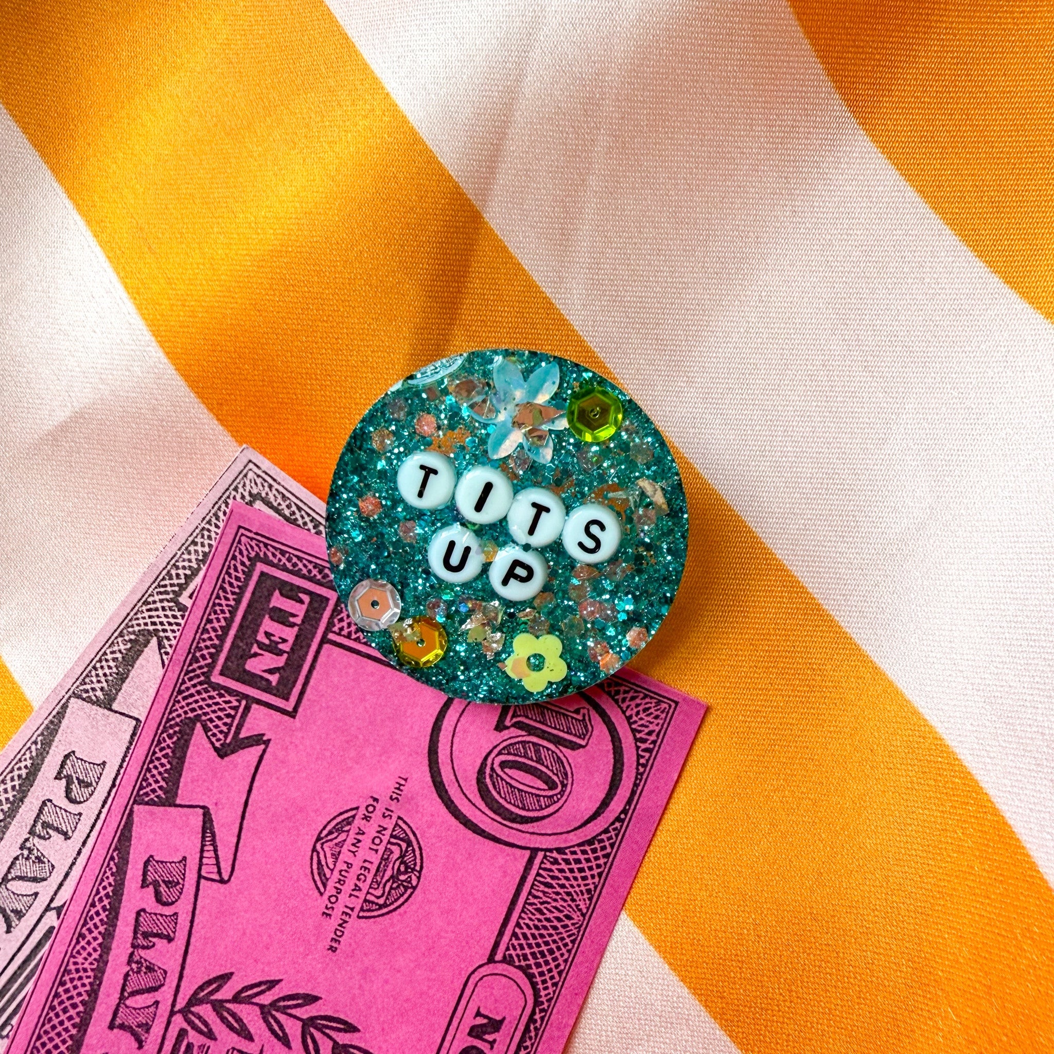 Glitterati Birthday Badge No. 72
