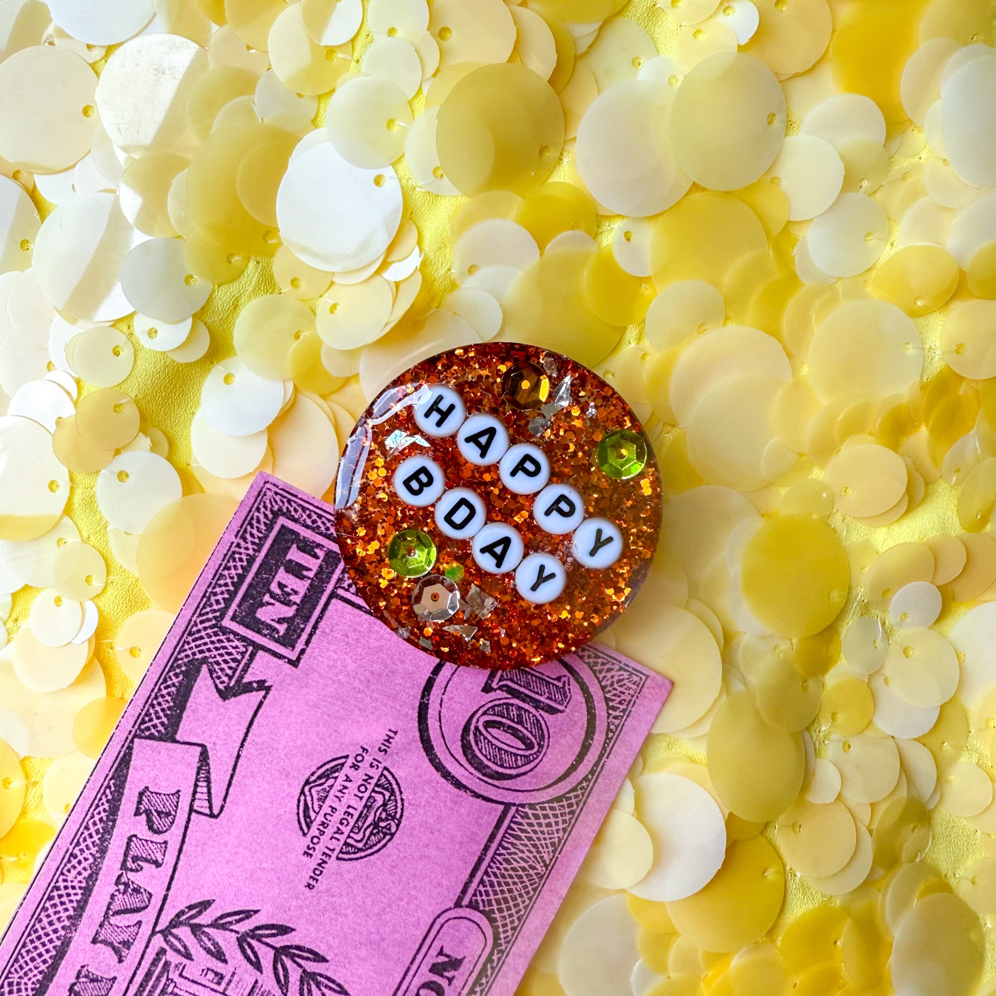 Glitterati Birthday Badge No. 90