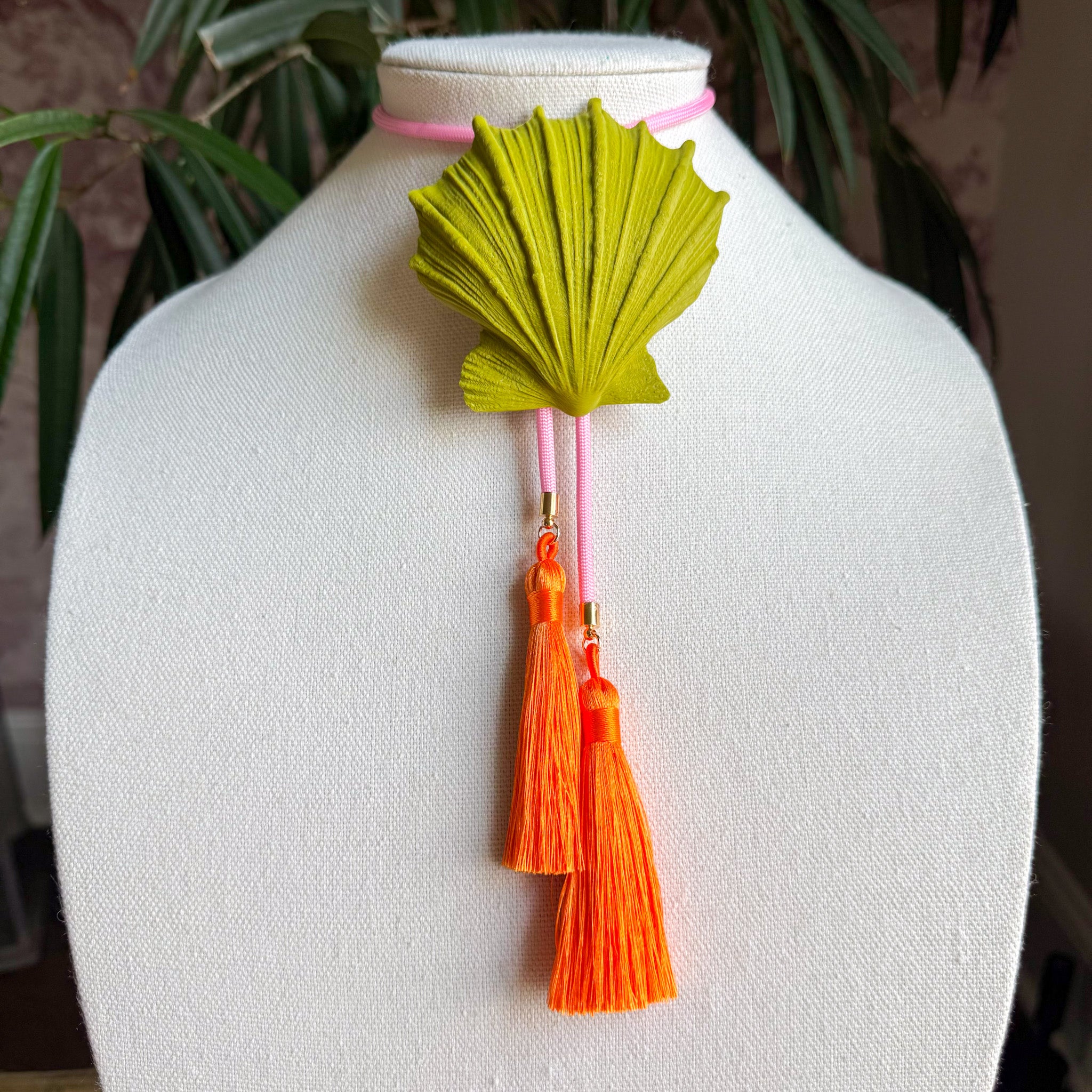 Shell Bolo Olive Green with Bubble Gum Pink & Orange