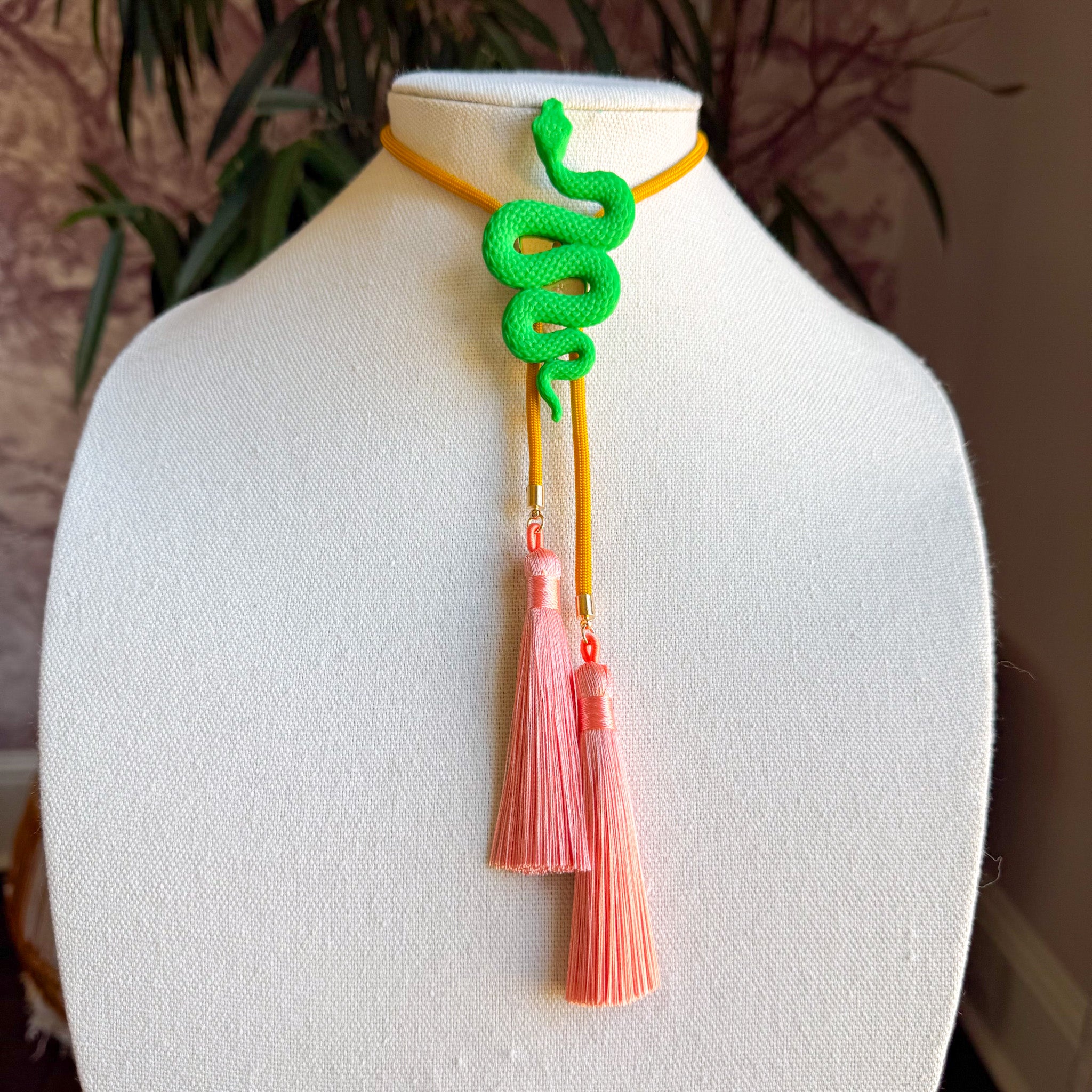 Snake Bolo Kelly Green with Golden Yellow & Peach