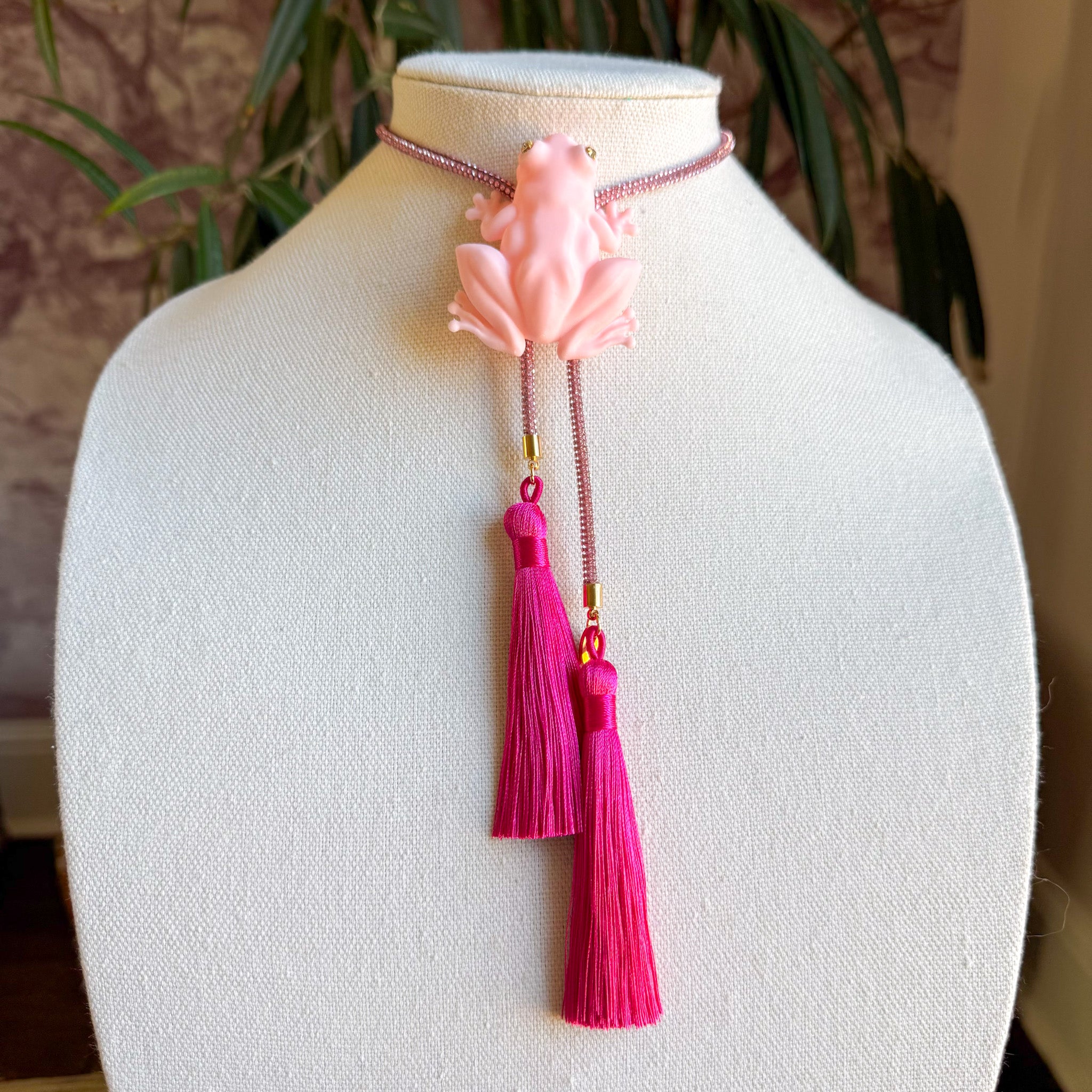 Glitzy Tree Frog Bolo No. 2