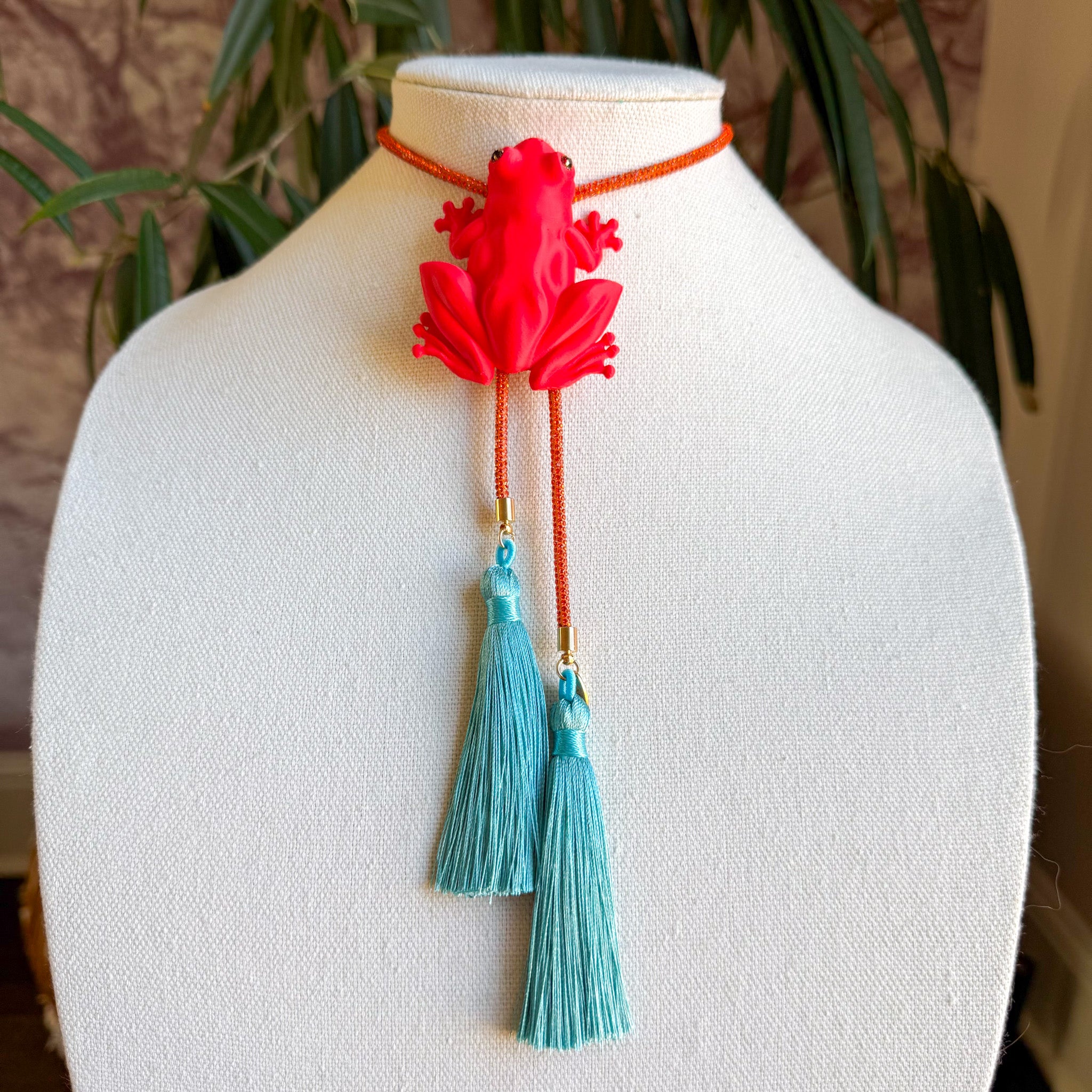 Glitzy Tree Frog Bolo No. 5