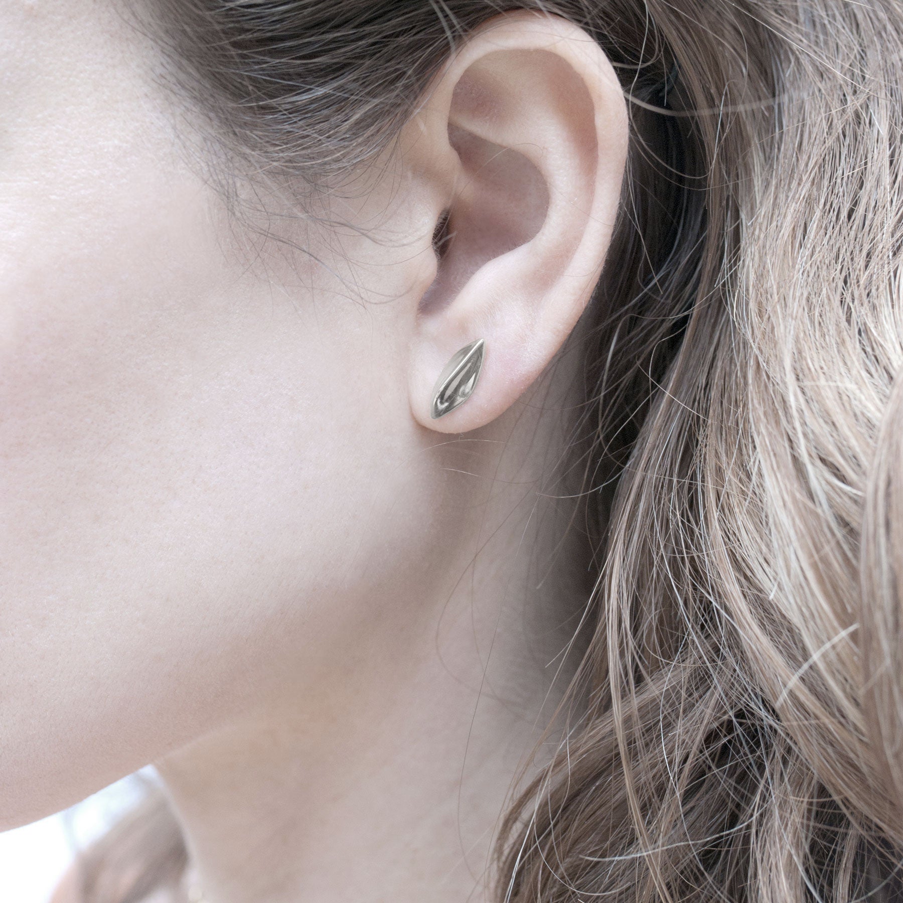 Tide Stud Earrings in Silver